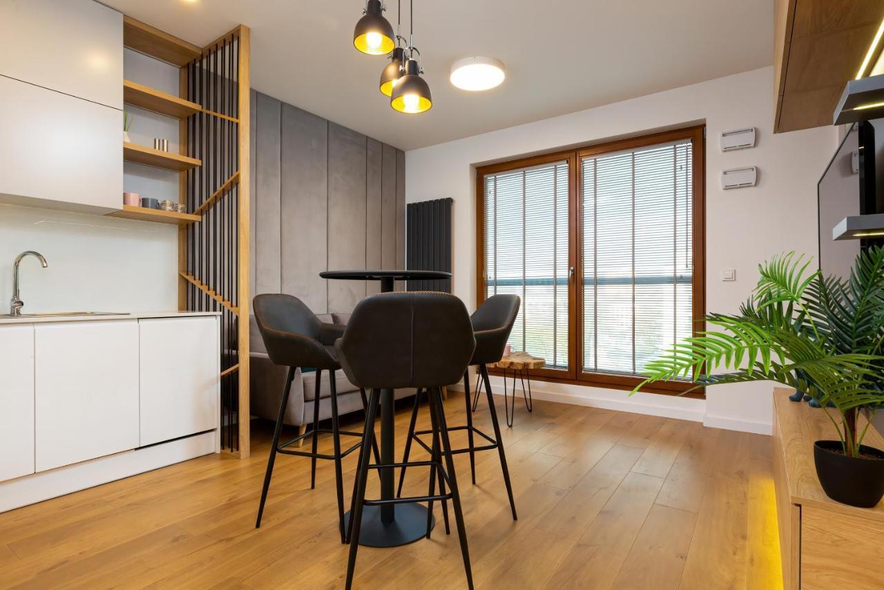 Apartment City Center Grzybowska By Renters Prestige Varşova Dış mekan fotoğraf